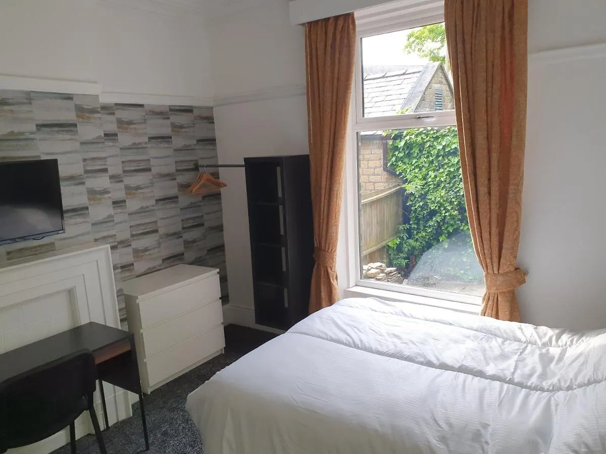 Affittacamere Hotel Lyndene House Huddersfield