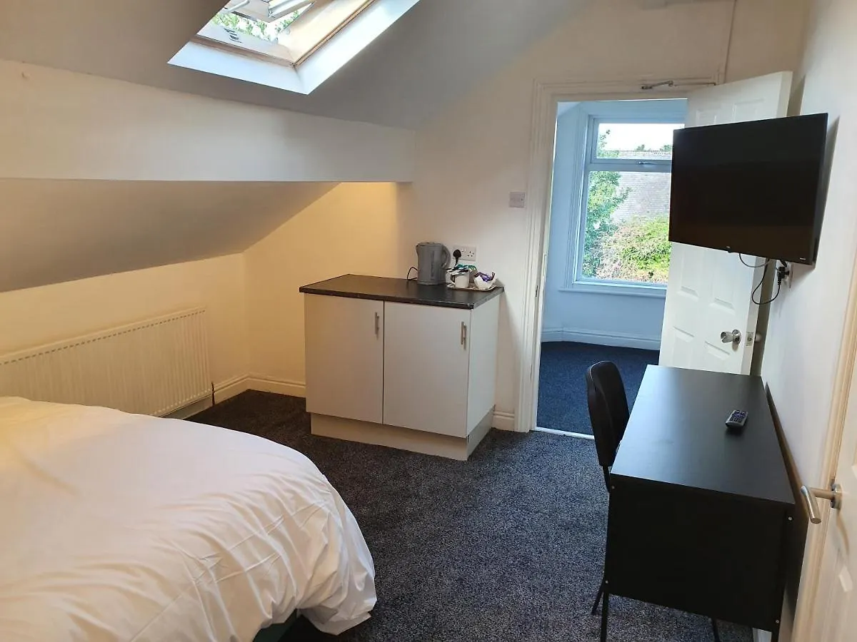 Lyndene House Hotell Huddersfield 0*,  Storbritannien